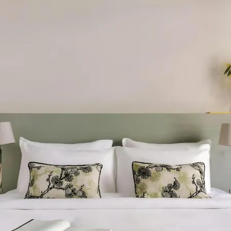 Crisol Mozart Otel Nice
