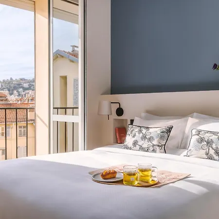Hotell Yelo Mozart Powered By Sonder Nice