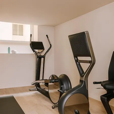 Hotel Yelo Mozart Powered By Sonder 4*