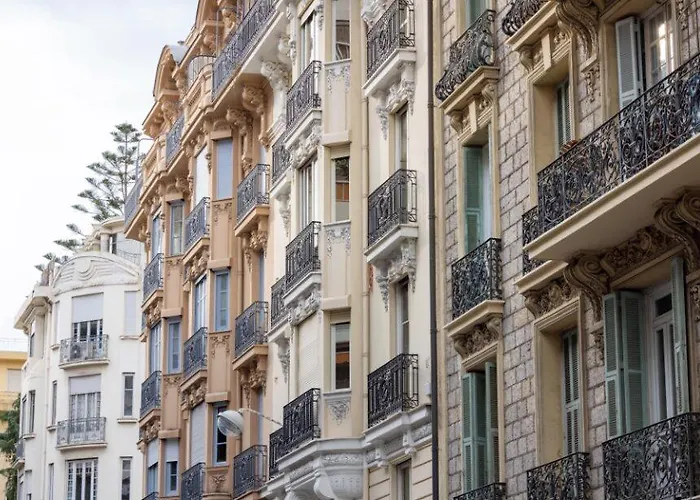 Hotel Crisol Mozart 4*